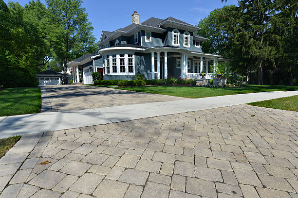 Best Affordable Driveway Paving  in Bowling Green, OH
