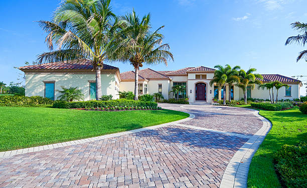 Best Driveway Pavers Contractor  in Bowling Green, OH